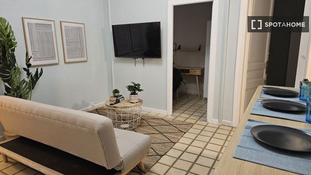 barcelona, Catalonia 08002 - Photo 1