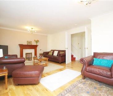 4 bedroom detached house to rent - Photo 1