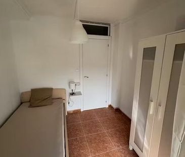 Calle Hebrón, Sevilla, Andalusia 41007 - Foto 2