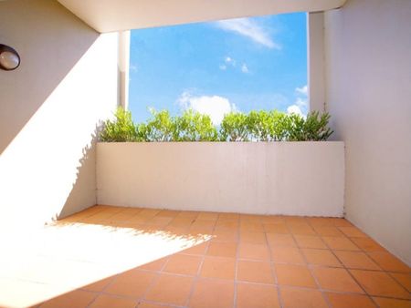 102/50-54 Mallett Street, Camperdown NSW 2050 - Apartment For Rent | Domain - Photo 5