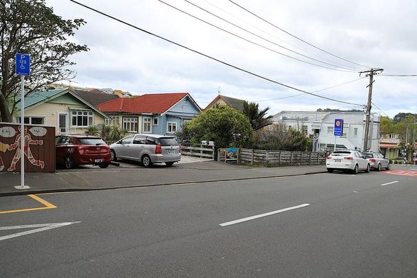 2 flat - 30m to Hataitai Village - Photo 1