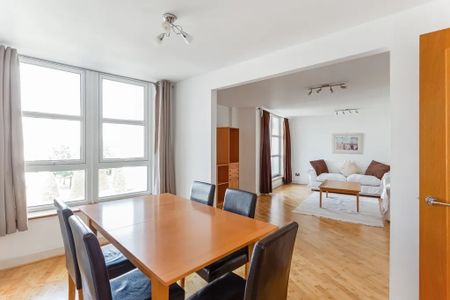 Room in a Shared Flat, Manchester Road, E14 - Photo 3