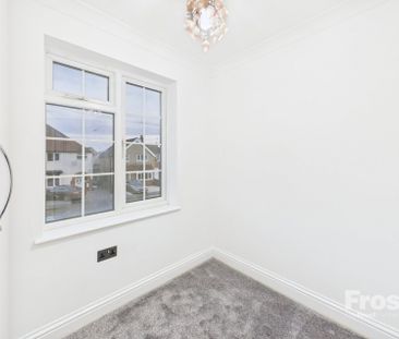 Chiltern Road, Burnham,SL1 - Photo 3