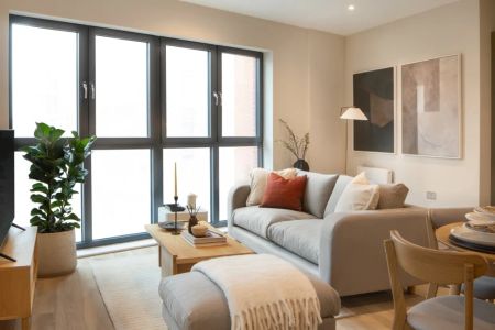 3 bedroom apartment to rent - Photo 2