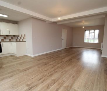 Coneygree Road, Stanground, Peterborough - Photo 3