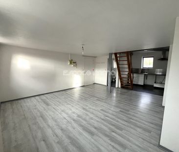 Location Appartement 3 pièces 45m² NOTRE DAME DE BONDEVILLE 76960 - Photo 1