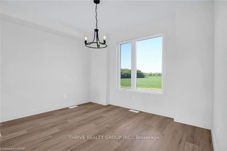 For Lease - 1595 Capri Crescent Unit# 26, London North, Ontario - Photo 2