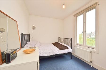 2 Bed Flat, First Floor, N8 - Photo 4