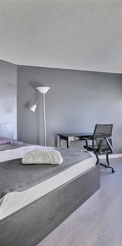 Penthouse Luxueux 5 1/2 connecté au Métro Longueuil - Photo 1