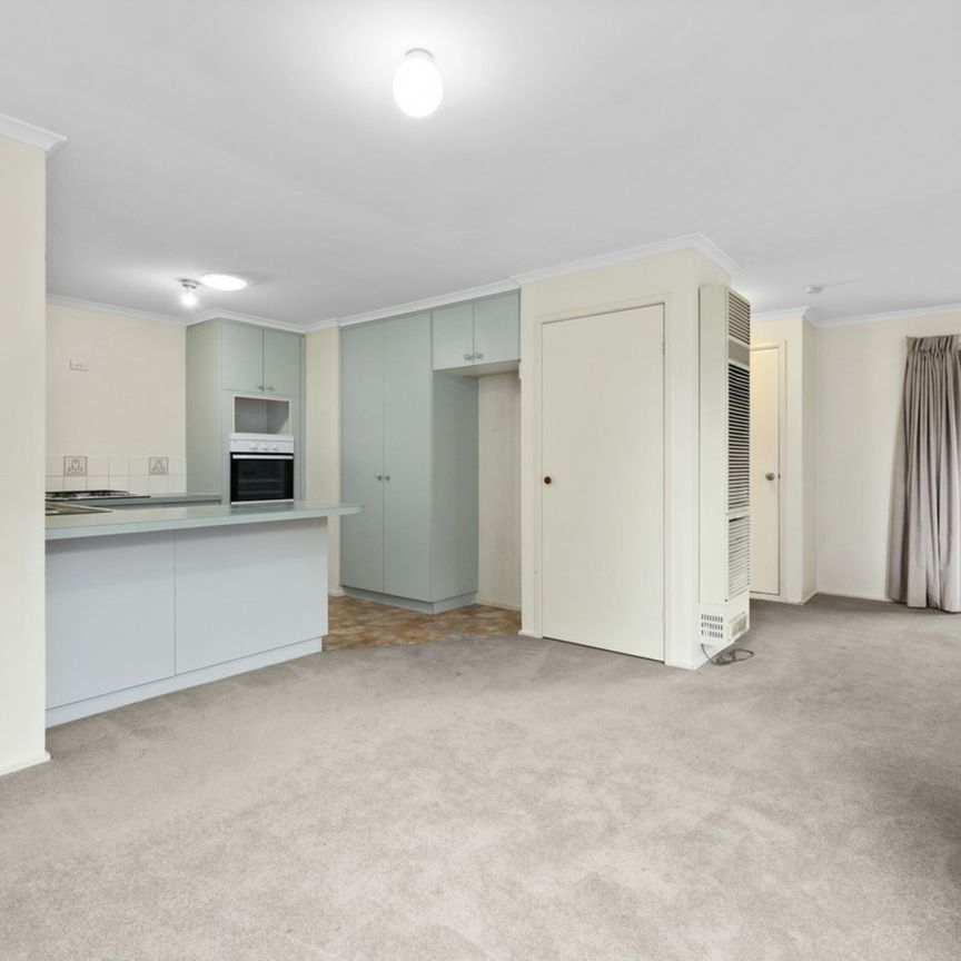 Lovely Three Bedroom Home - Photo 1