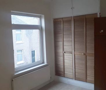 Shaw Street, Rochdale, OL12 - Photo 2