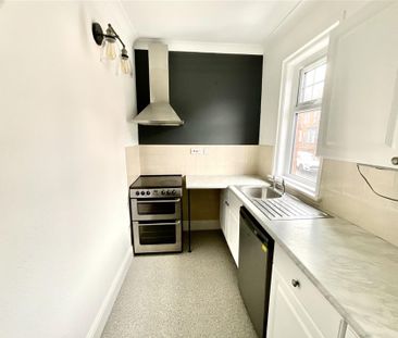 102 Tennyson Avenue, YO12 7RE, Scarborough - Photo 5