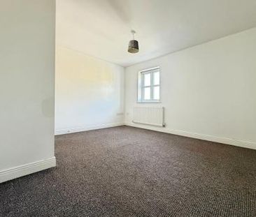 2 bedroom End of terrace house To Let - Photo 4