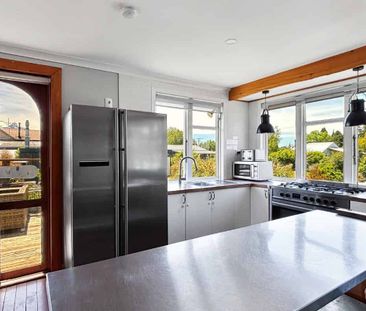 OHAKUNE - FURNISHED - 3 BEDROOM - Photo 2
