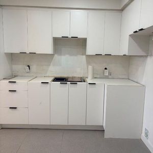 À louer appartement 4-1/2 non chauffé 3e étages - Photo 2