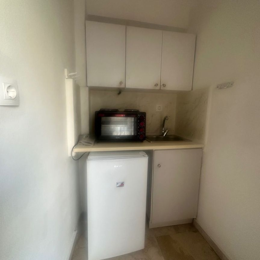 Studio/Γκαρσονιέρα για ενοικίαση Αγία Τριάδα (Φάληρο - Ιπποκράτειο) - Photo 1