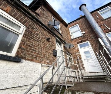 1 Bedroom Apartment To Let - Photo 5