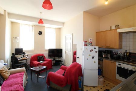 1 bedroom apartment to rent - Photo 3