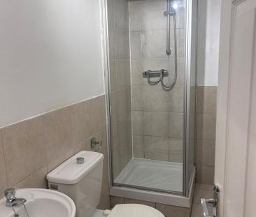 1 bedroom semi-detached house to rent - Photo 6