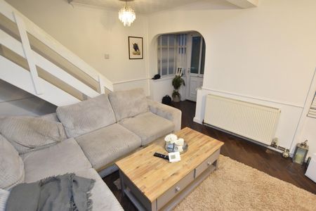 Barrow Close, Coventry - 3 BEDROOM - CLOSE TO UHCW - Photo 5