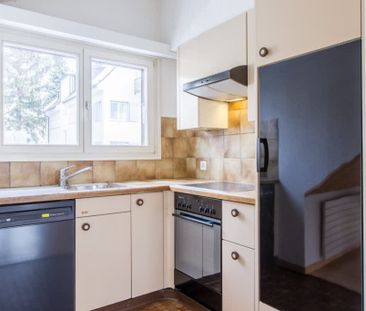 2.5 Zimmer, 103 m², 1. Stock - Photo 2