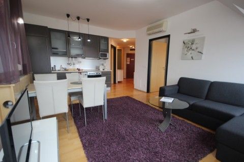 Király court - Fotó 1