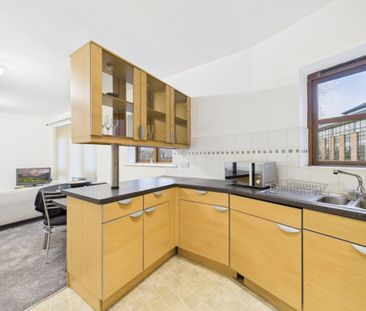 2 bedroom House to rent - Photo 6