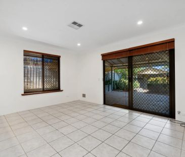 2 Hawk Place, Craigie. - Photo 2