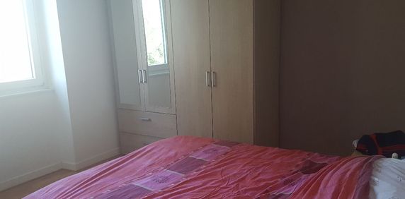 Beau T3 sur les hauteurs de Kérinou 65 m - Photo 2