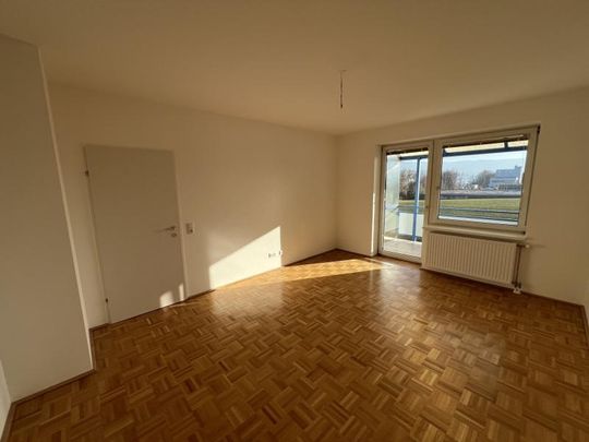 3 Raum-Wohnung mit Balkon, Blick ins Grüne - Siemensstraße 42/12 - Photo 1