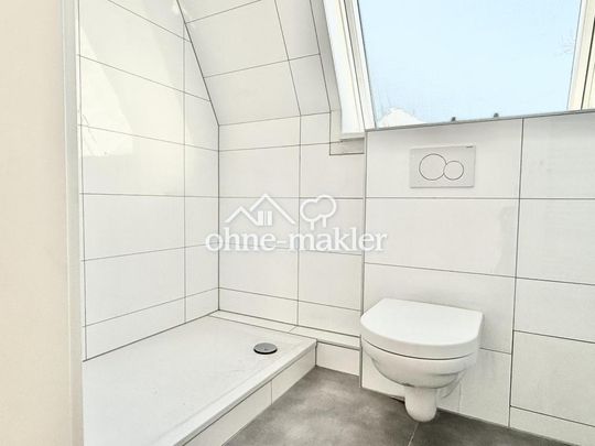 Moderne 1,5 Zi-Dachgeschosswohnung in einer Stadtvilla - Photo 1