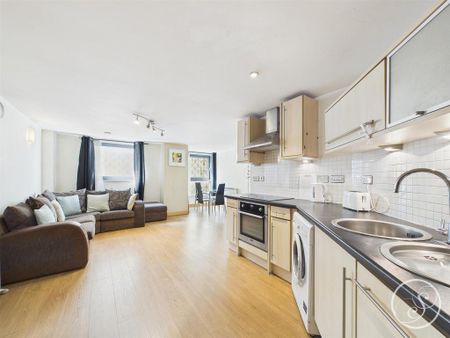 1 bedroom flat to rent - Photo 4