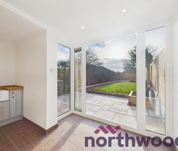 2 bedroom semi-detached house to rent - Photo 4