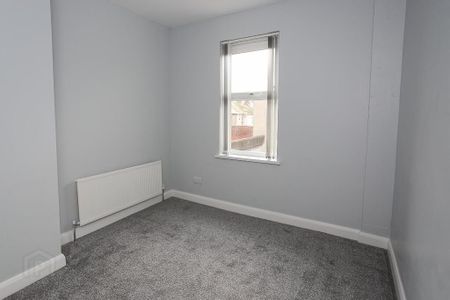 22 Eccles Street, Belfast, BT13 3GS - Photo 4