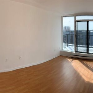 1 CH - 1 SDB - Montréal - $1,070 /mo - Photo 3