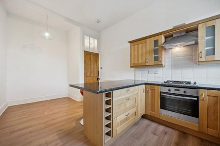 1 bedroom flat to rent - Photo 5