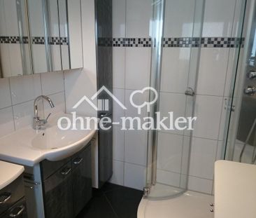 bezugsfreie 3,5 Zimmer OG Wohnung mit EBK und Balkon in Maubach - Foto 1
