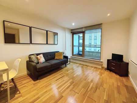 2 bedroom apartment to rent - Photo 2