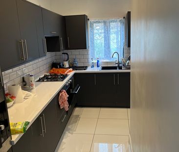 Room in a Shared House, Falcon Street, E13 - Photo 4