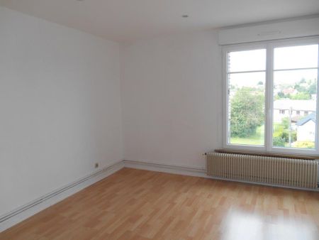 Location Appartement 4 pièces 84m² - Photo 3