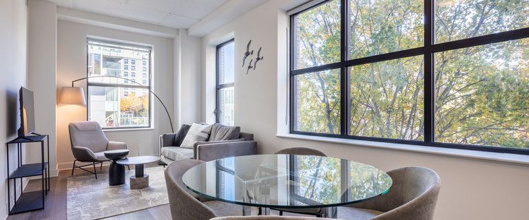 The Met Furnished Suites | 180A Metcalfe Street, Ottawa - Photo 1