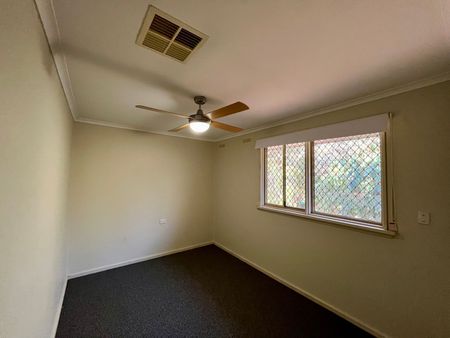 Home For Rent - Photo 5