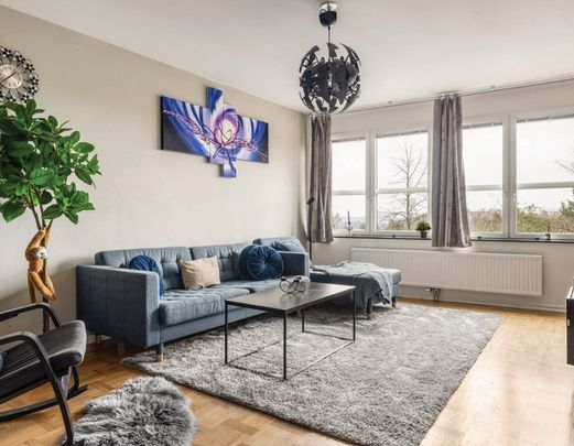 Henriksdalsringen, Nacka - Foto 1