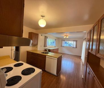 For Lease - 274 Elmwood Avenue, Toronto, Ontario - Photo 3