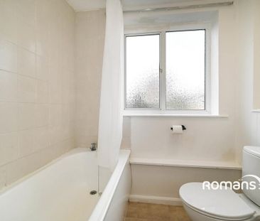 3 bedroom terraced house to rent - Photo 4