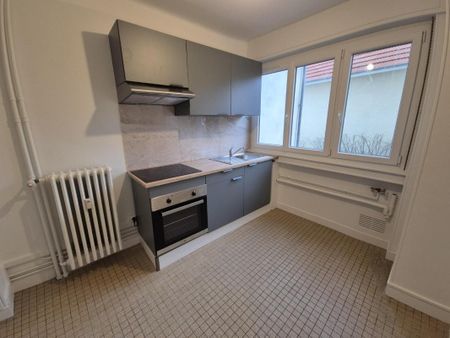 Location Appartement 4 pièces 71m² VILLERS LES NANCY 54600 - Photo 5