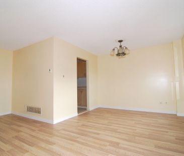 For Lease - 158 Toba Crescent, Brampton, Ontario - Photo 2