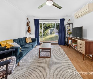 Duplex in Convenient Location! - Photo 1