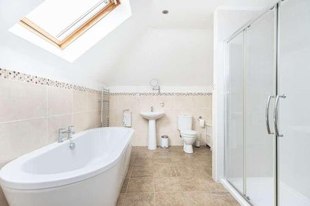 Albert Road, Corfe Mullen, BH21 - Photo 5