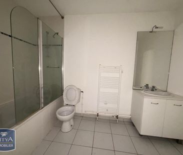 Location Appartement 2 pièces 46m² LILLE 59000 - Photo 2